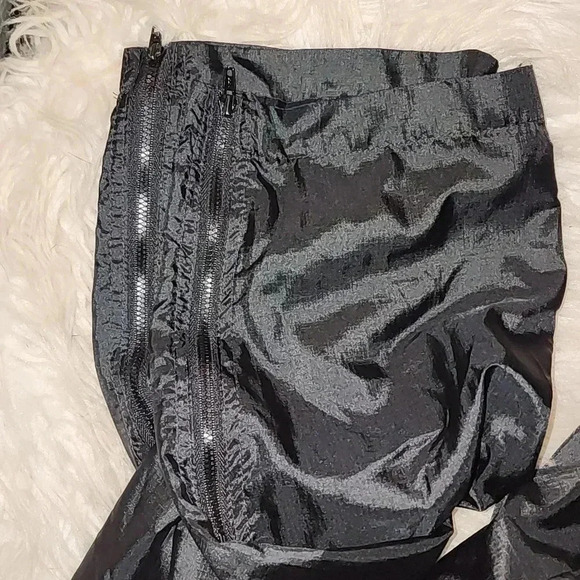 Vintage '80s/'90s Nike Men's MD Black Flight Series Track Pants - Picture 7 of 8